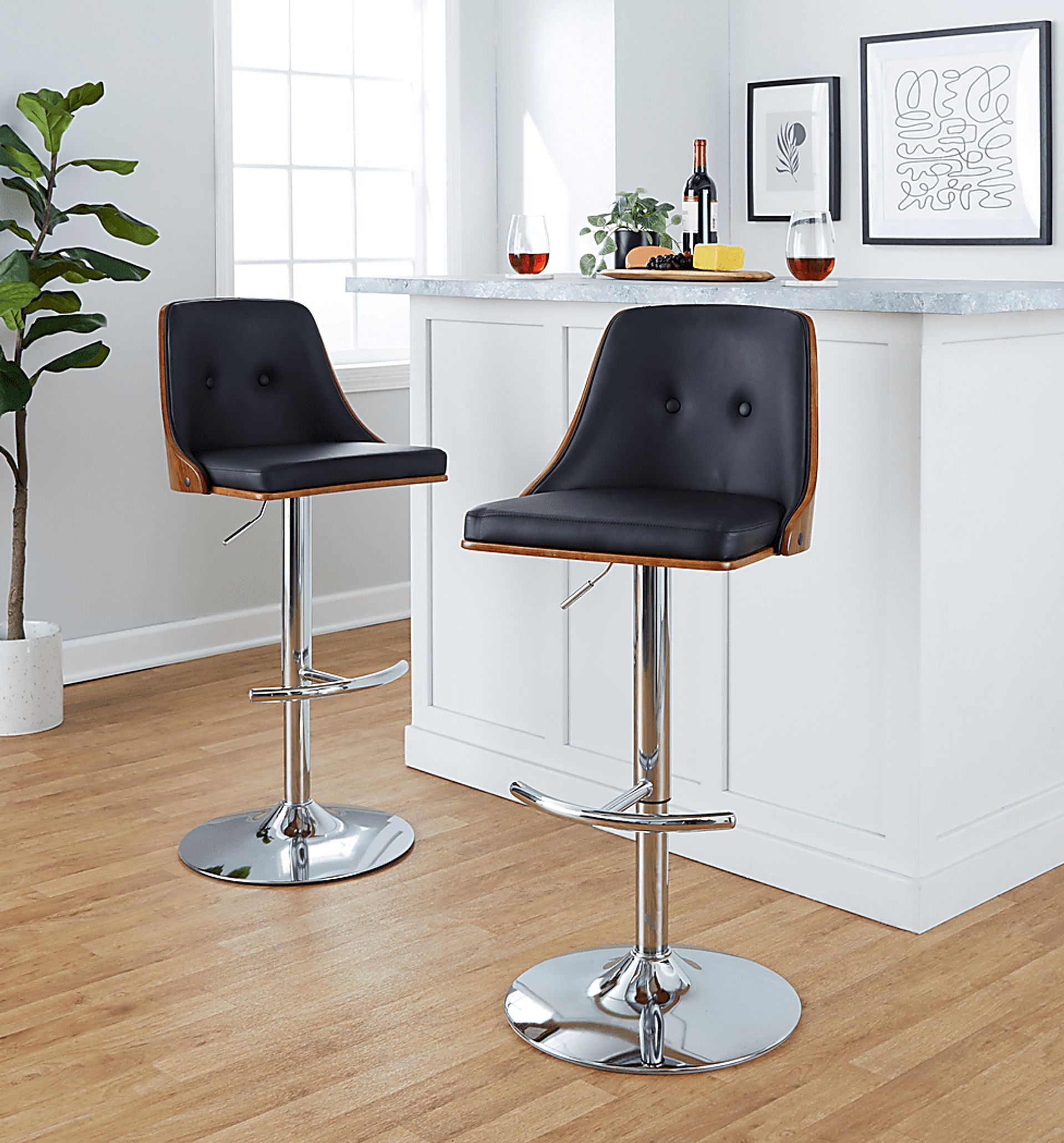 Wyndtop III Black Adjustable Barstool, Set of 2 - Image 2