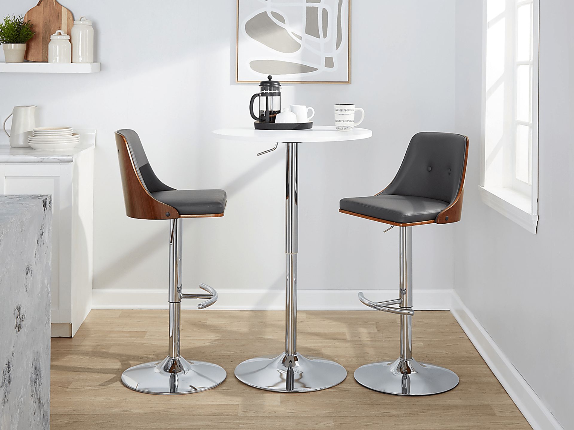 Wyndtop III Gray Adjustable Barstool, Set of 2 - Image 5