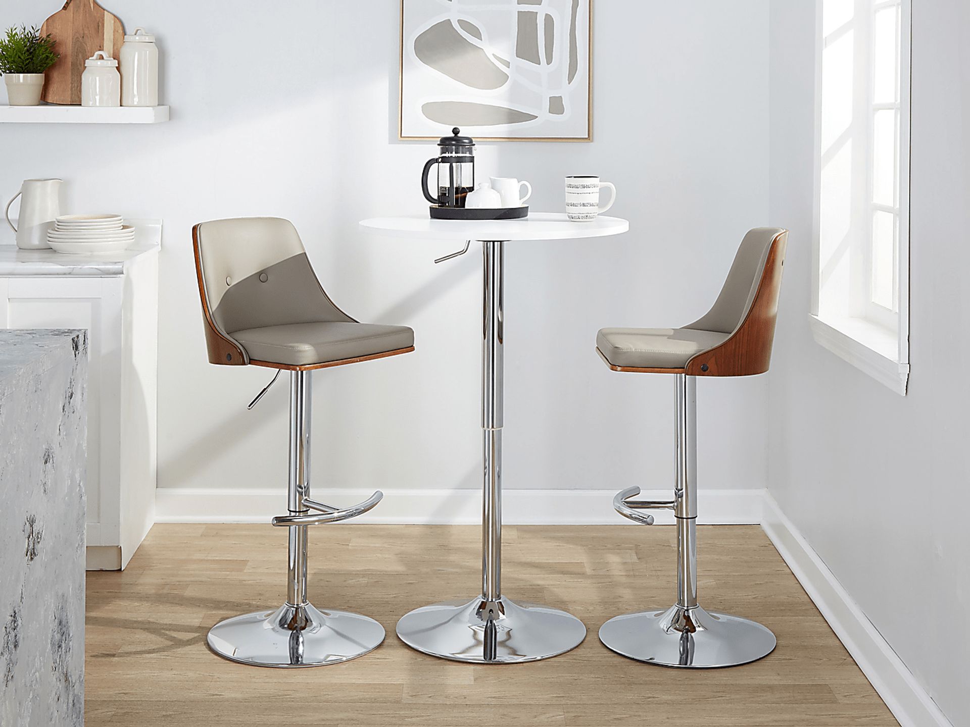 Wyndtop III Light Gray Adjustable Barstool, Set of 2 - Image 3