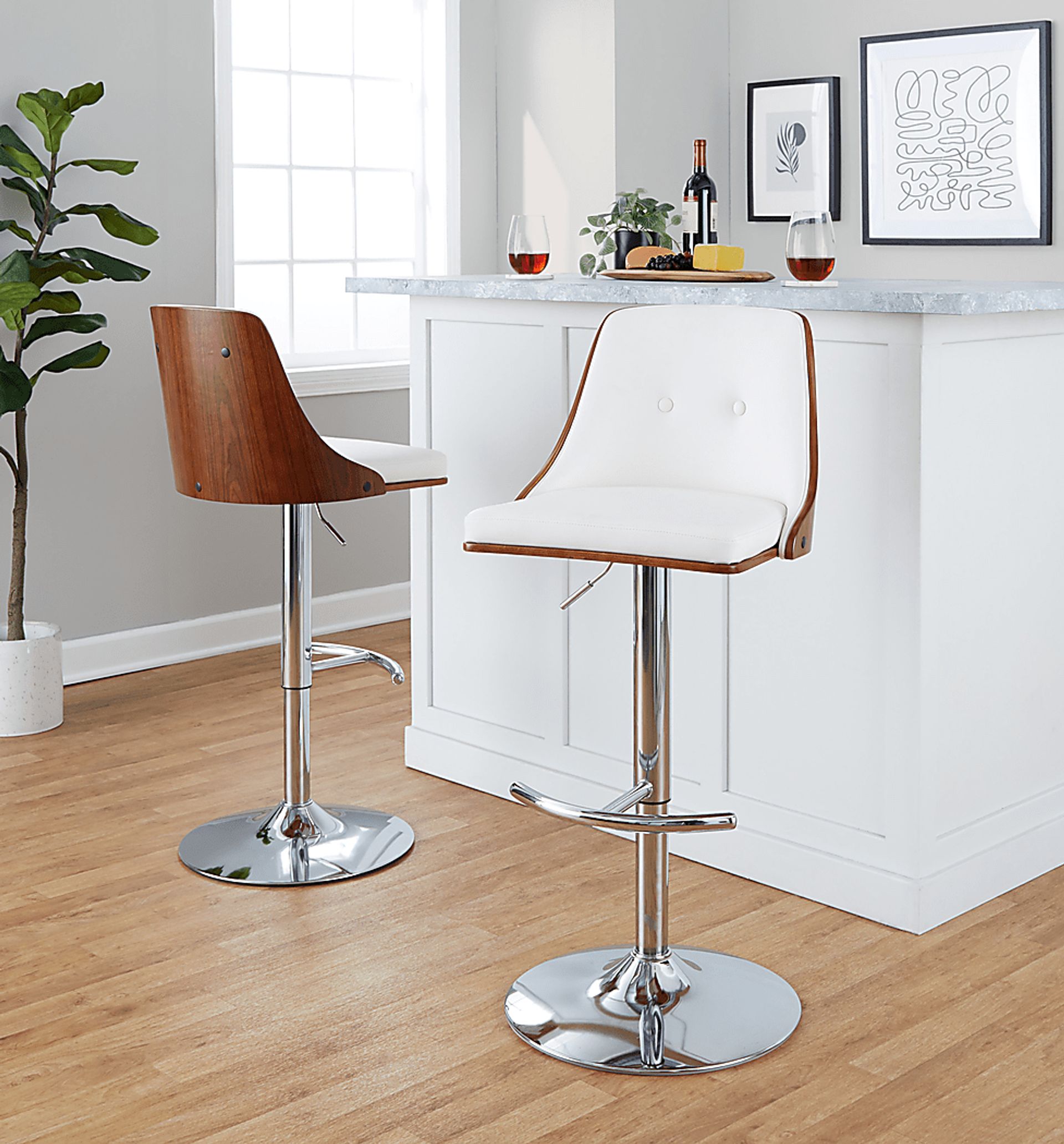 Wyndtop III White Adjustable Barstool, Set of 2 - Image 4
