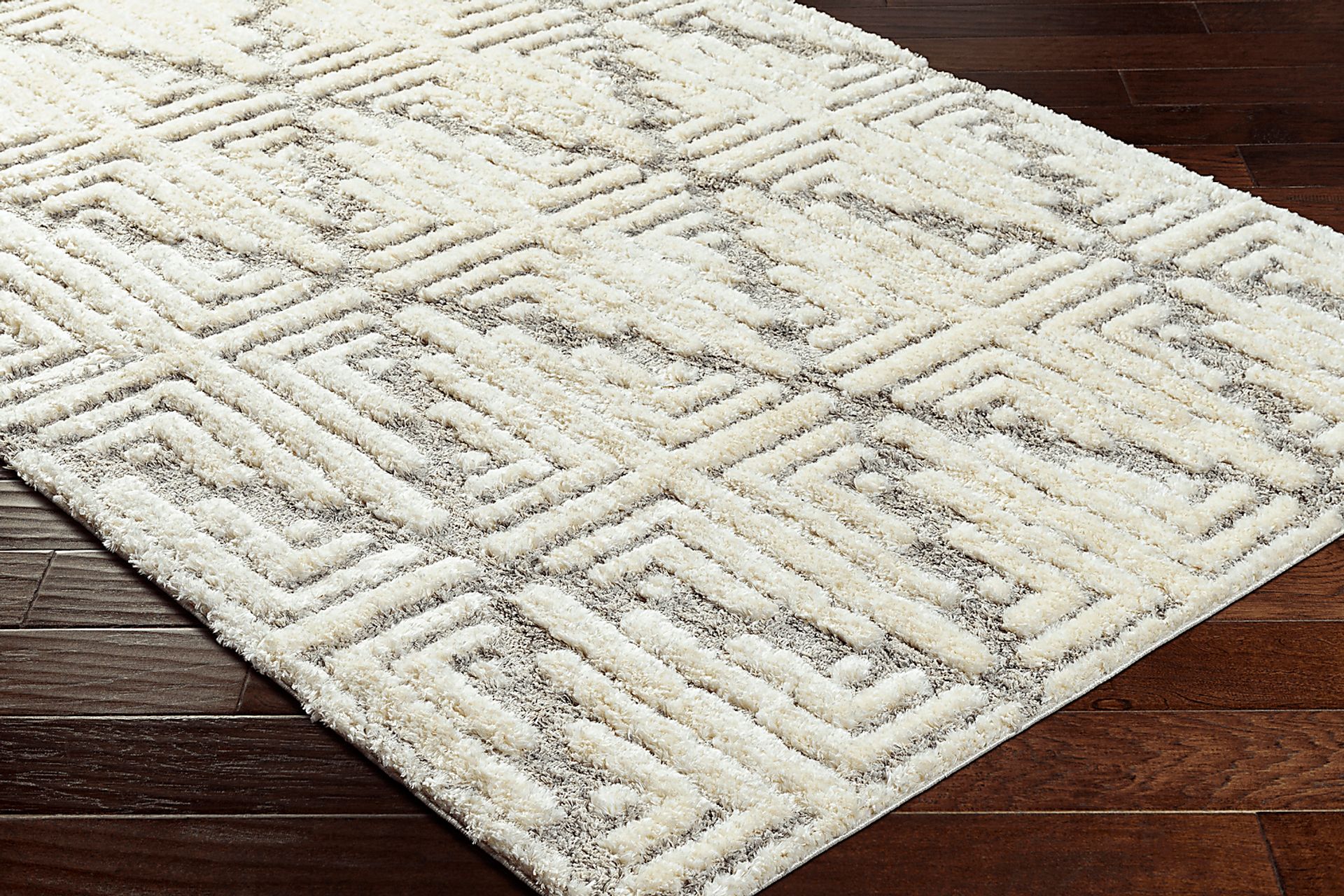 Wynneford Cream 5'3 x 7' Rug - Image 6