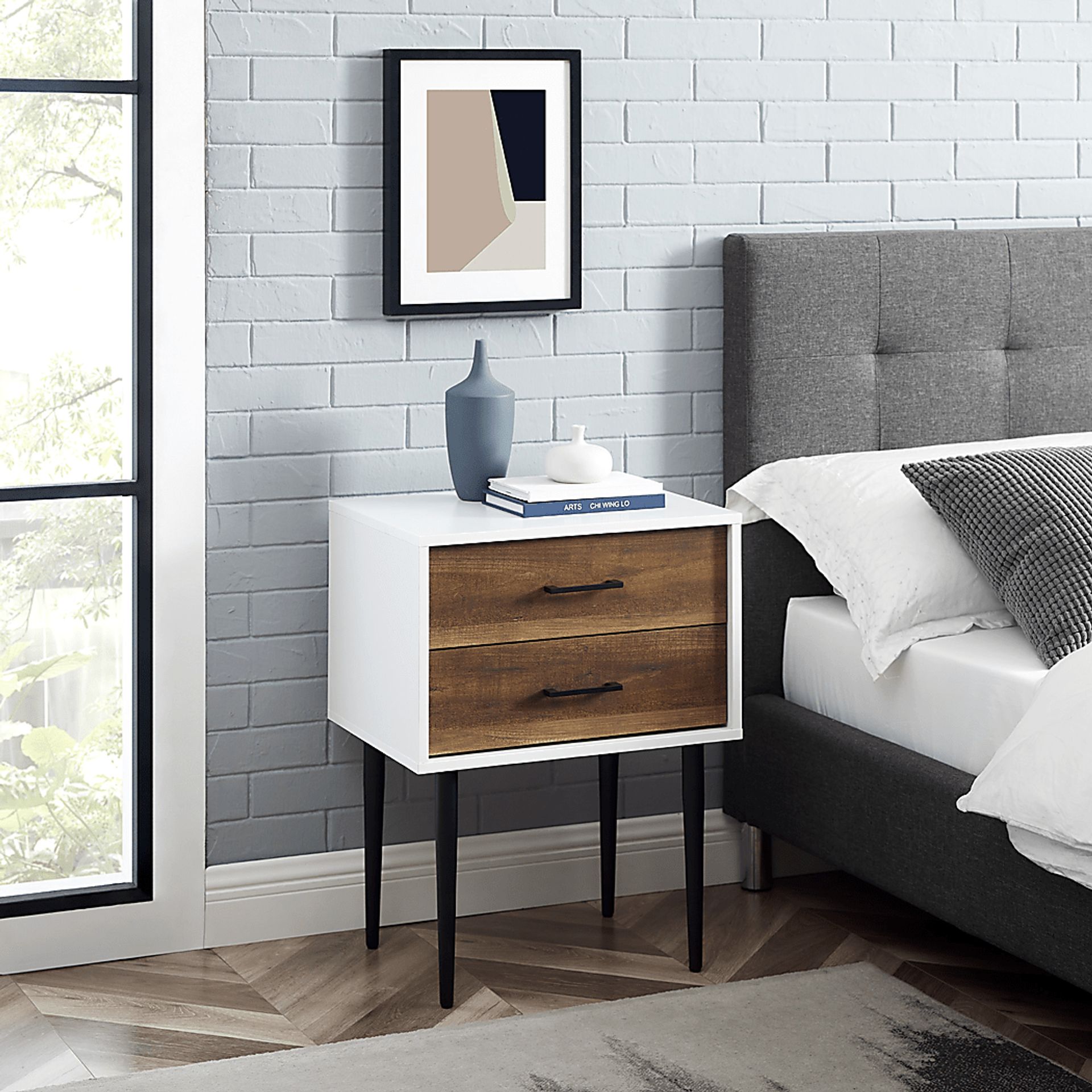 Wynrush Oak Nightstand - Image 2