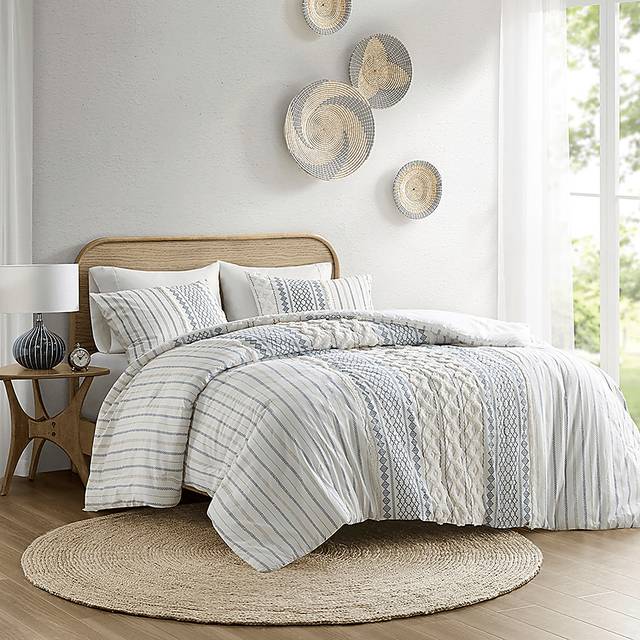 Xandr White King/ Cal 3 pc Comforter Set - Thumbnail - Image 3