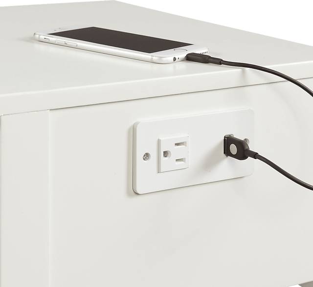 Yankton White Nightstand - Thumbnail - Image 9