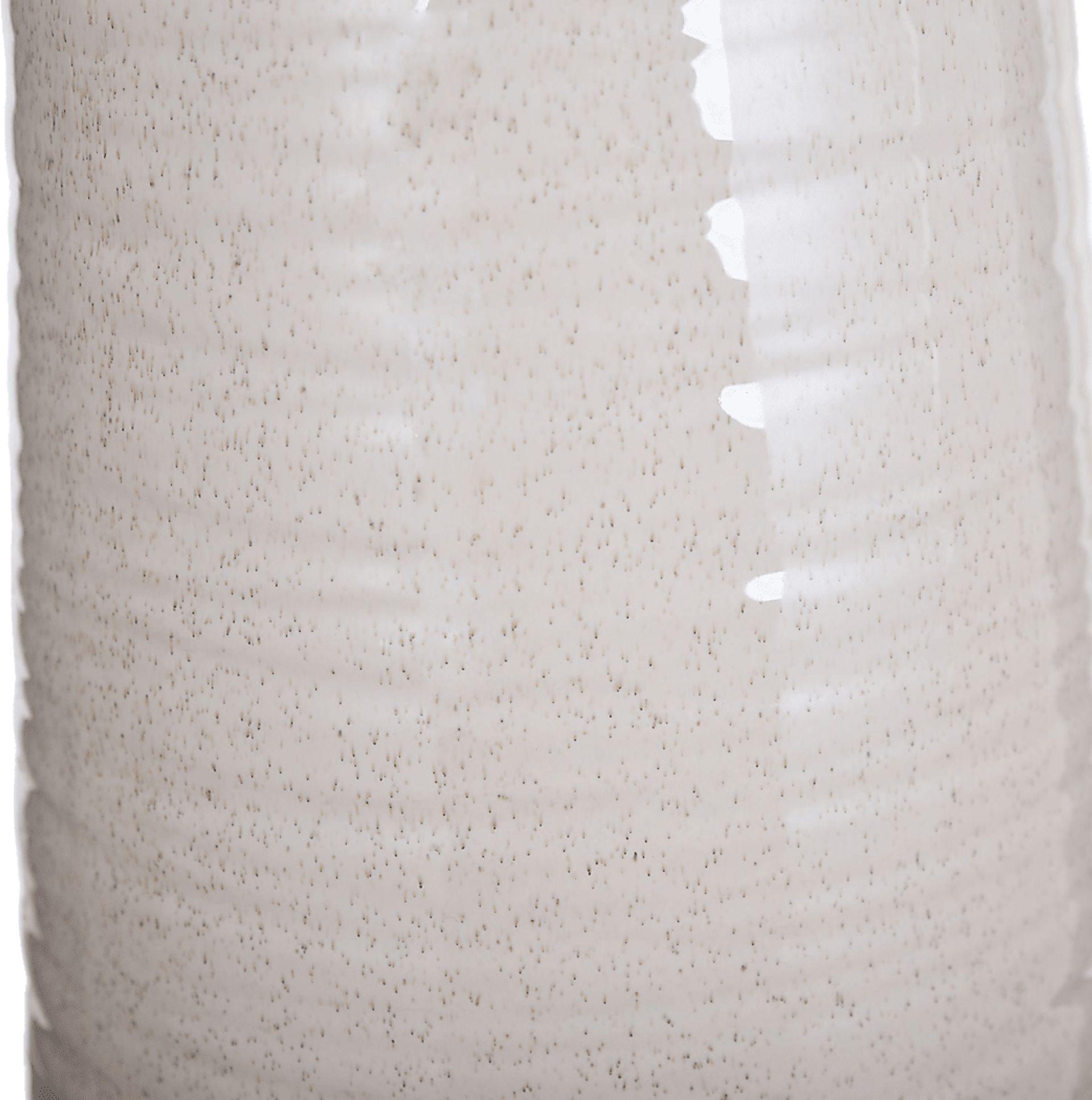 Yawe Ivory Vase - Image 3