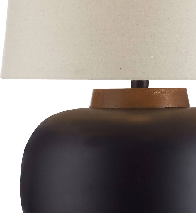 Yent Estates Black Lamp - Thumbnail - Image 2