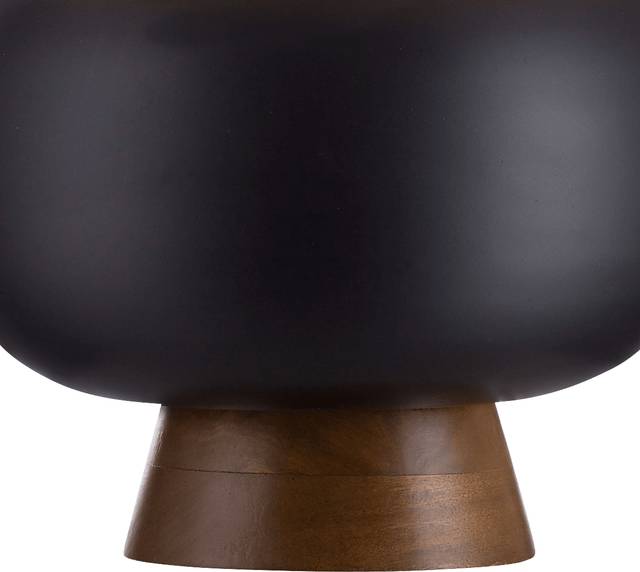 Yent Estates Black Lamp - Thumbnail - Image 3