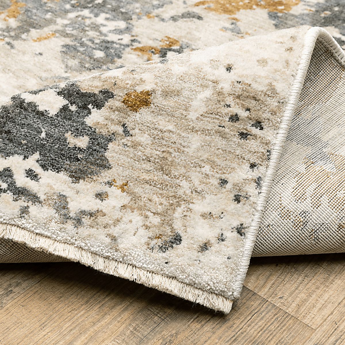 Yesui Beige Rug | Rooms to Go