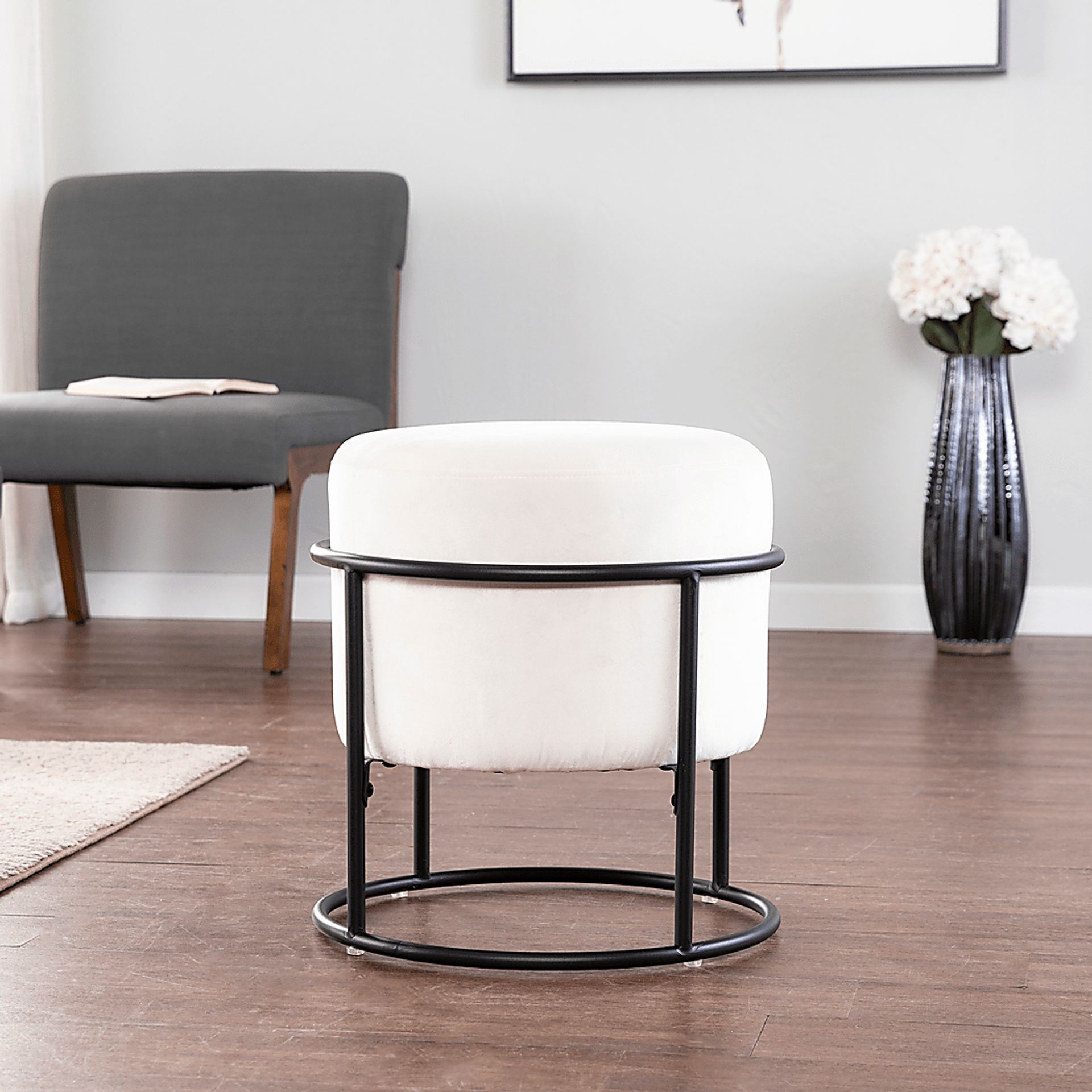Yonderhill Gray Ottoman - Image 3