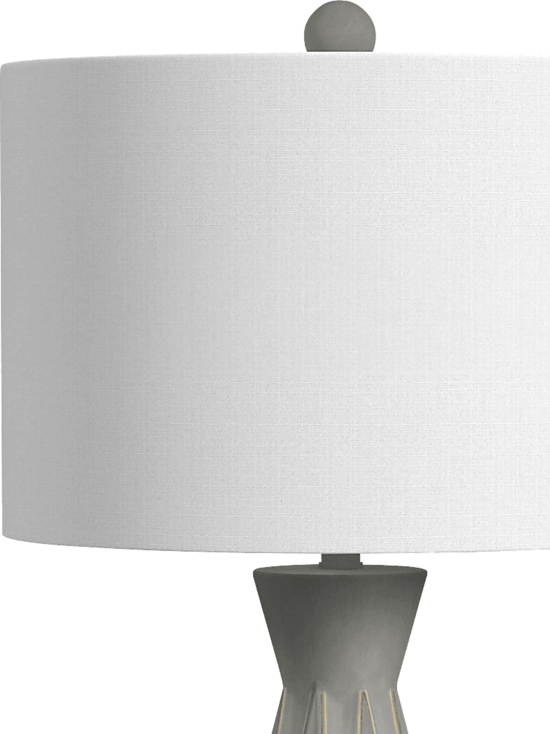Zambito Oaks Ivory Lamp - Image 4