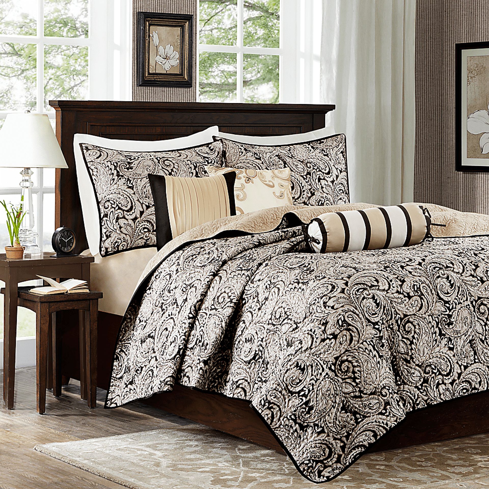 Zandria Black 6 Pc Queen Coverlet Set - Image 2