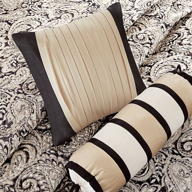 Zandria Black 6 Pc Queen Coverlet Set - Thumbnail - Image 5