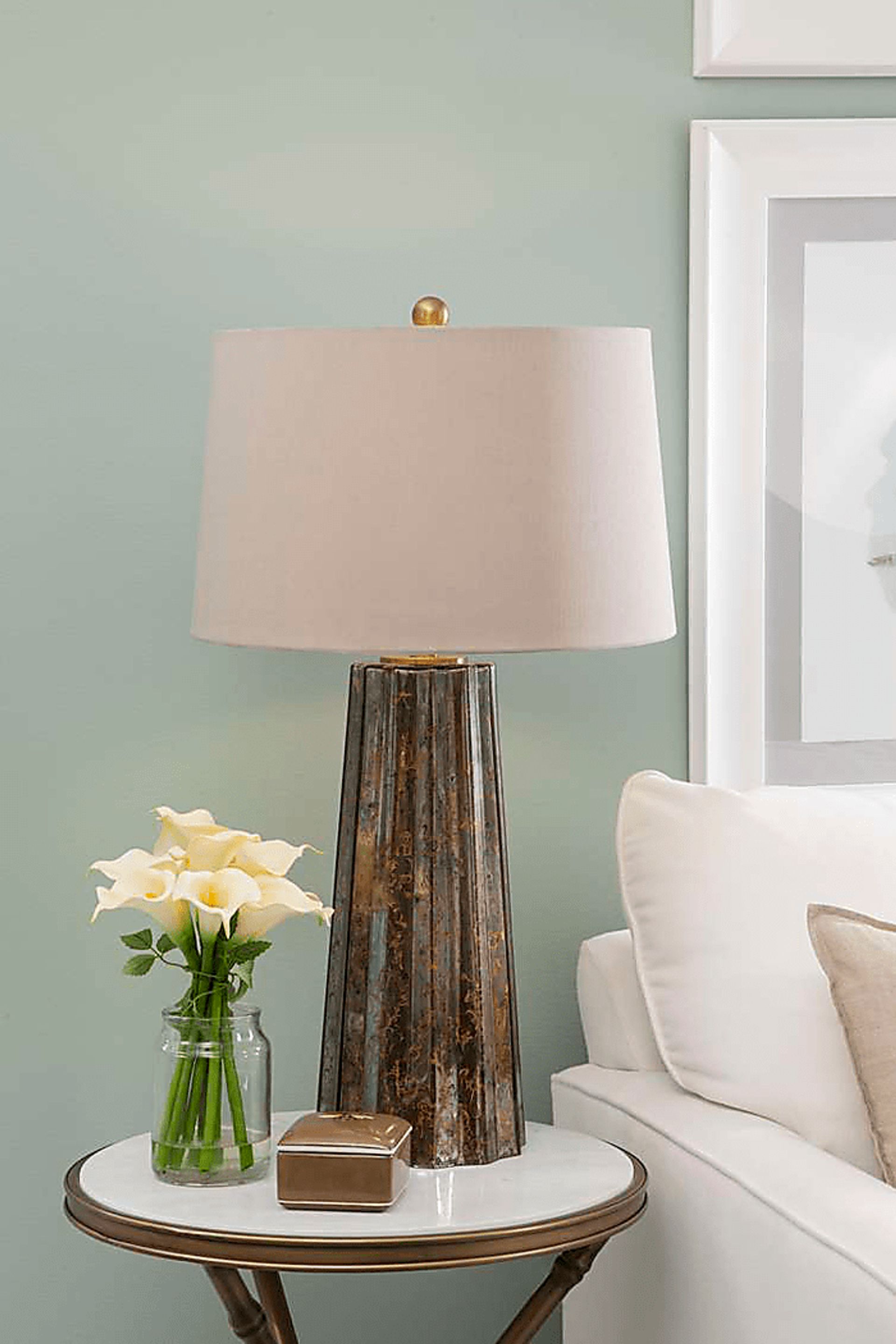 Zapota Moor Copper Lamp - Image 2