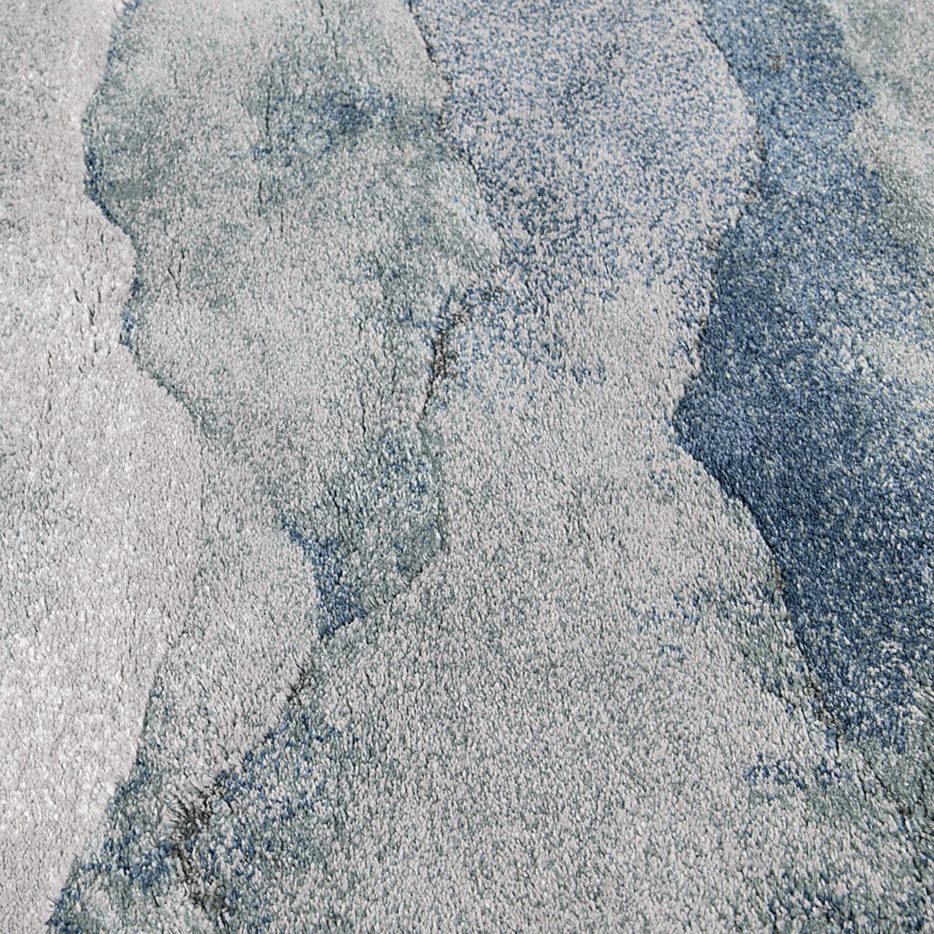 Zariah Blue 5' x 7'5 Rug - Image 3