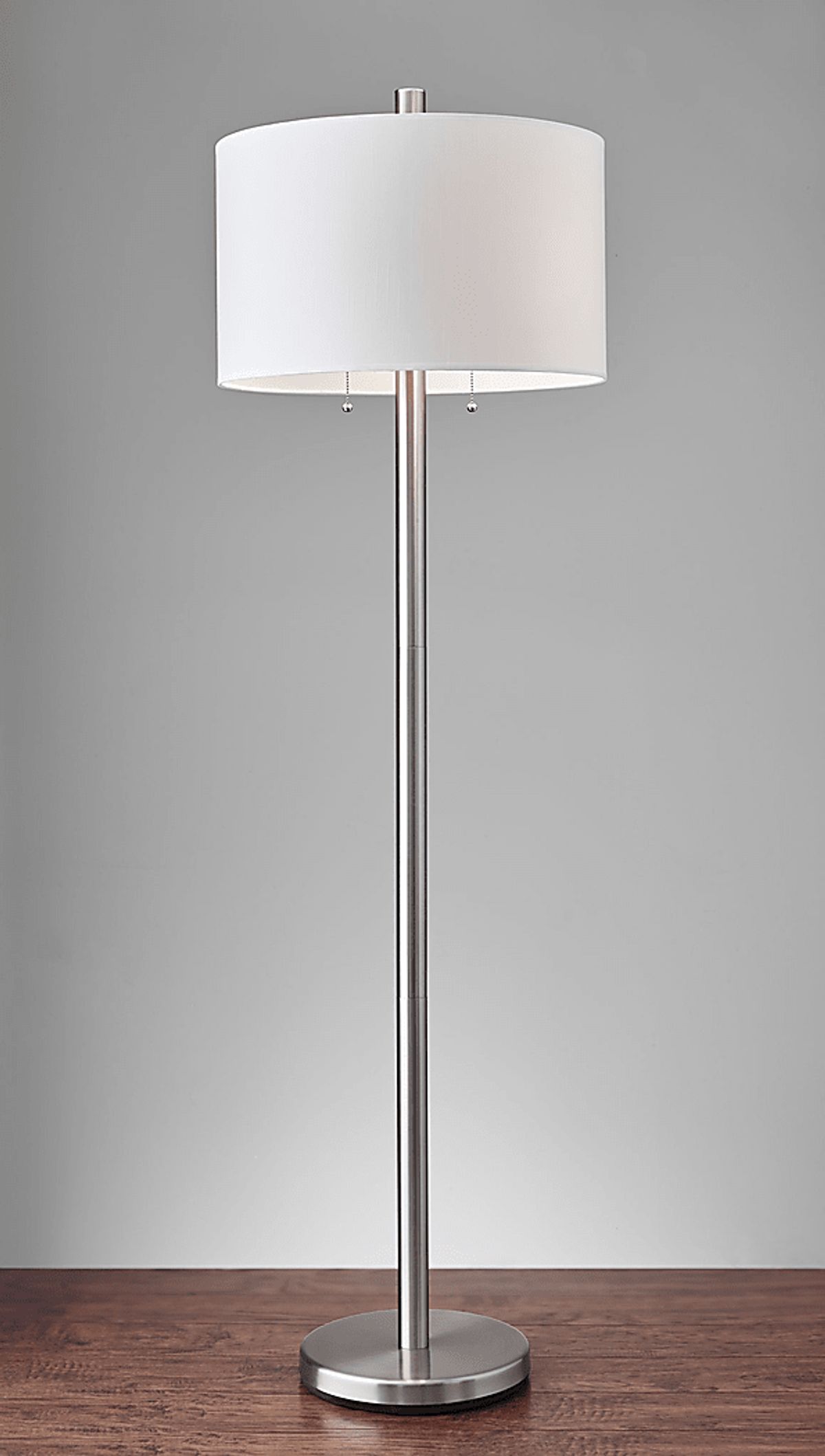 Zavian Silver Gray Floor Lamp | Rooms to Go