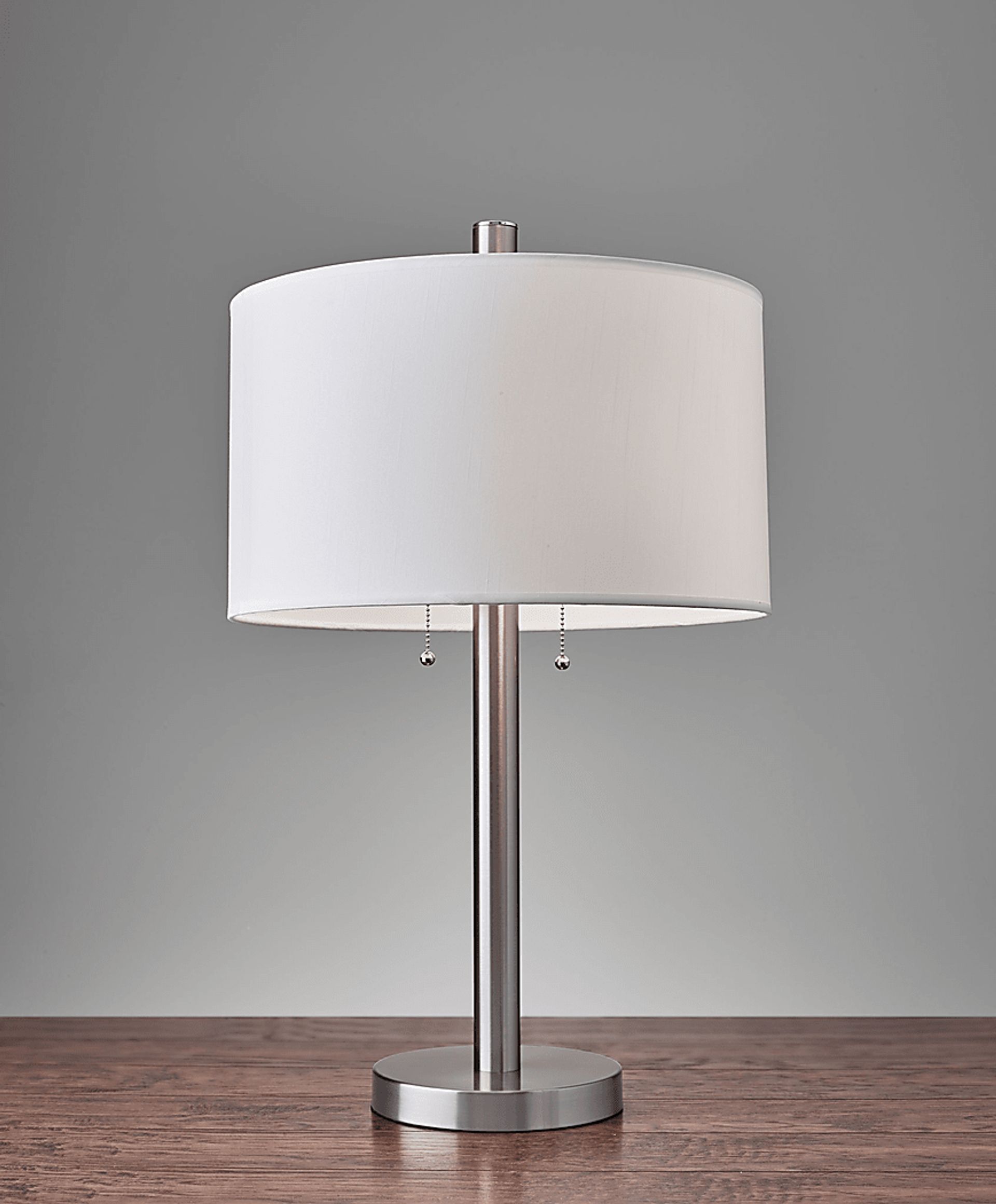 Zavian Silver Lamp - Image 2