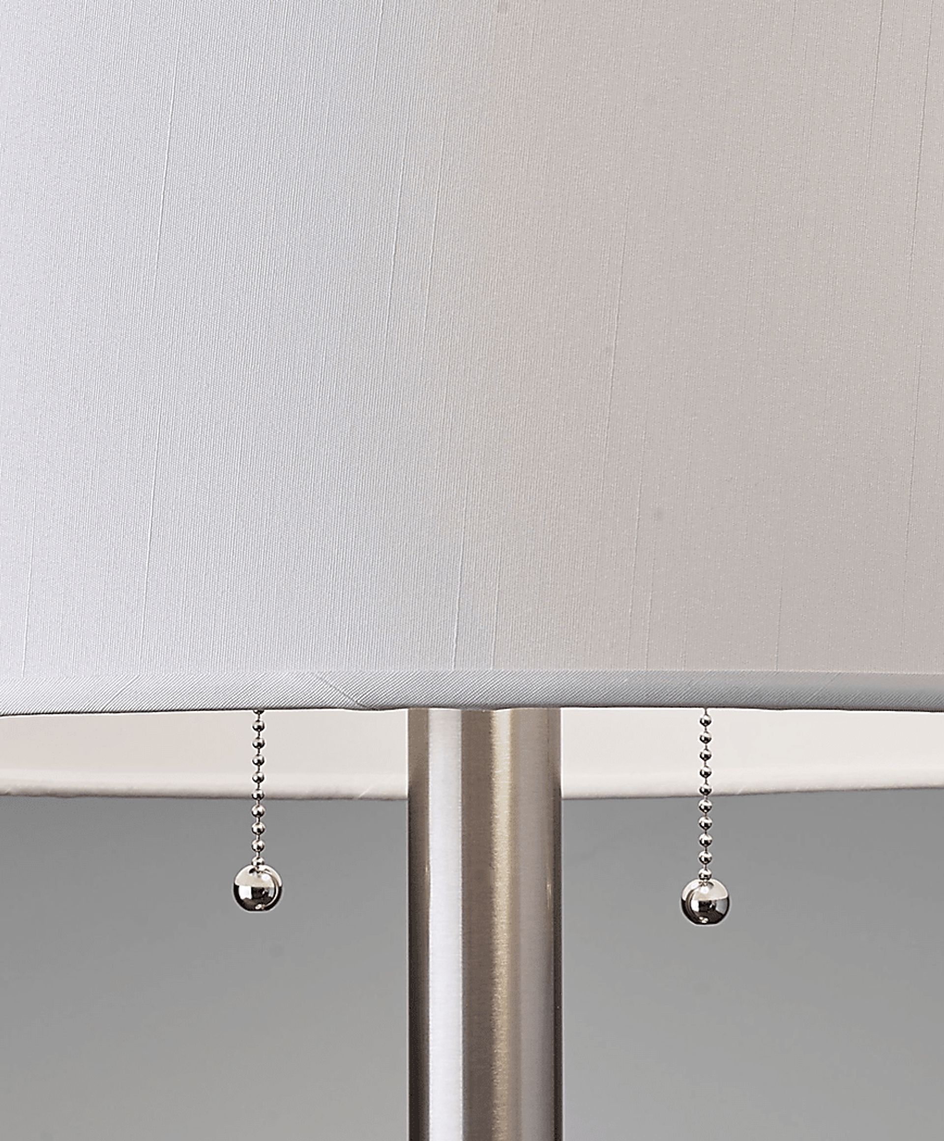 Zavian Silver Lamp - Image 3