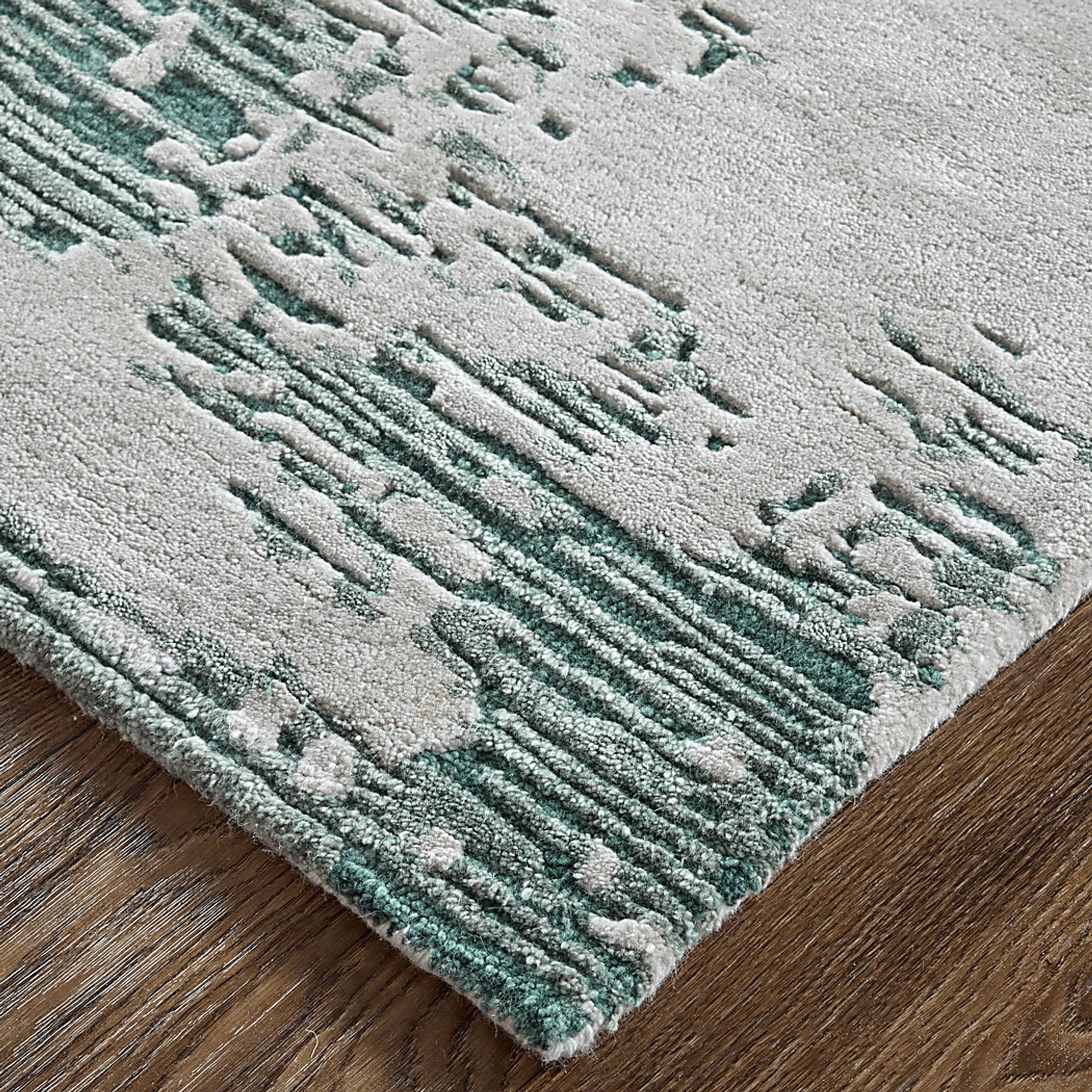 Zephira Green 8' x 10' Rug - Image 4