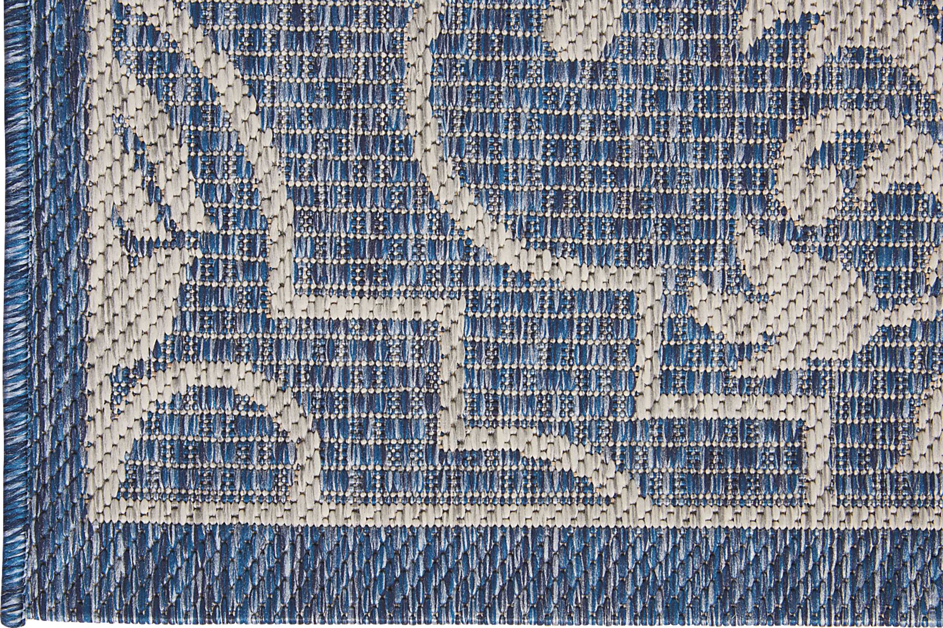 Zeyla Denim 5' x 7' Indoor/Outdoor Rug - Image 3