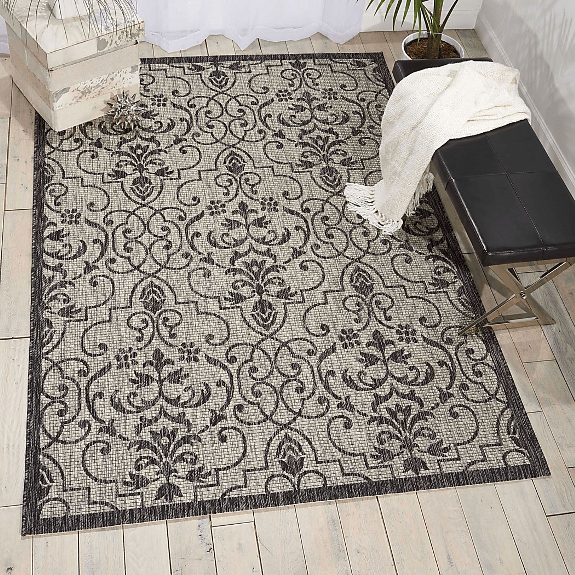 Zeyla Ivory 8' x 11' Indoor/Outdoor Rug - Image 5
