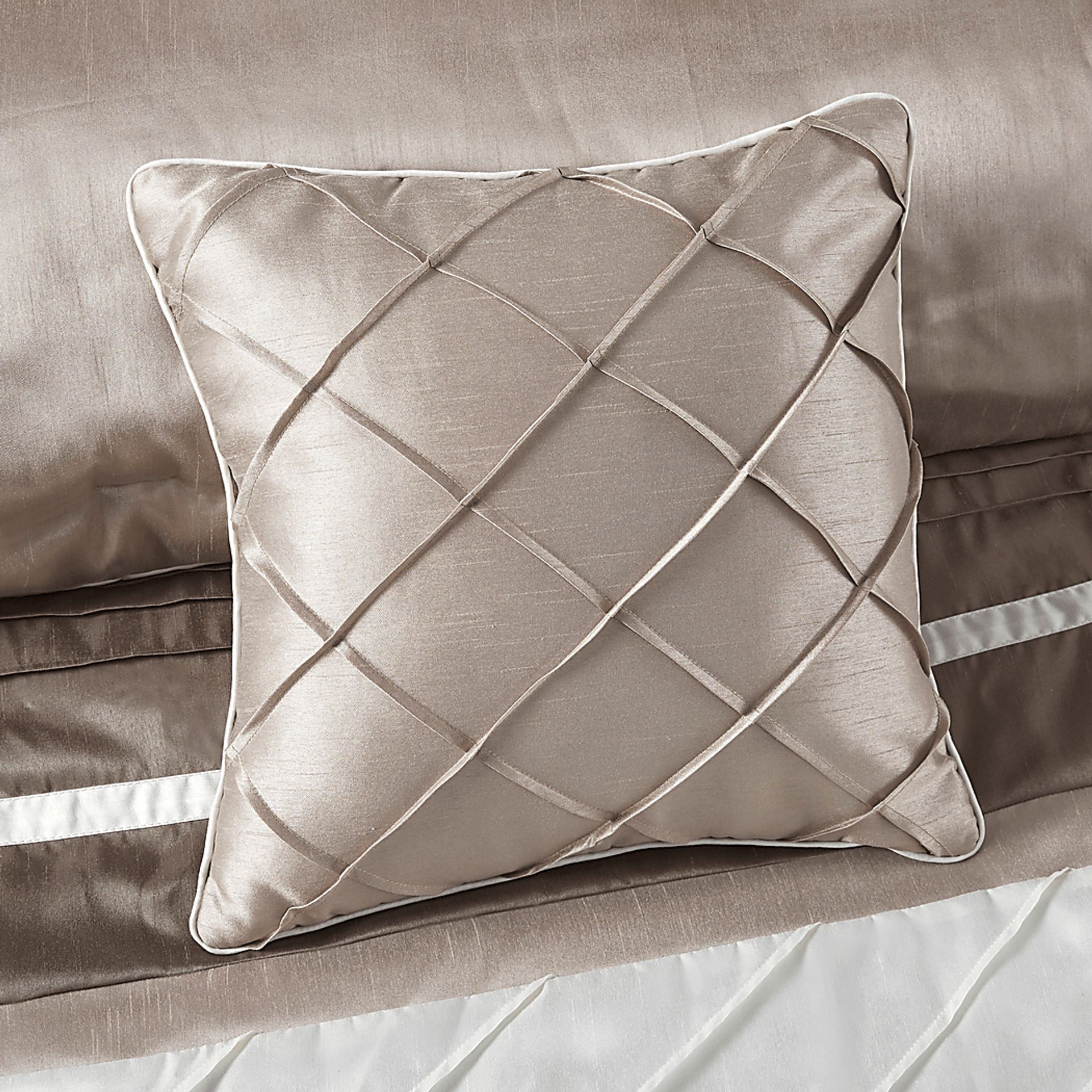 Zina Tan 7 Pc King Comforter Set - Image 11