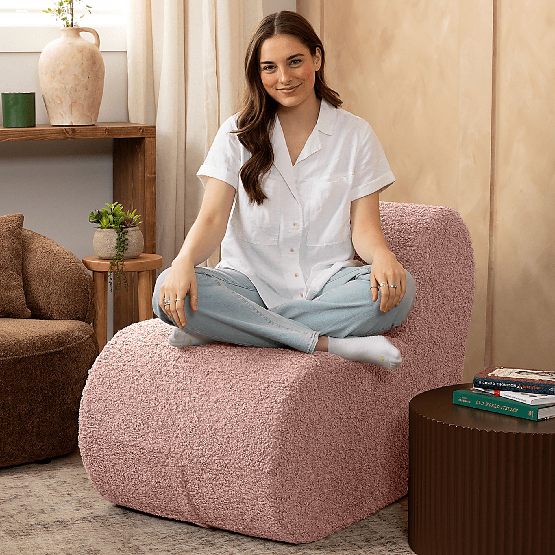 Zinei Pink Accent Chair - Image 3