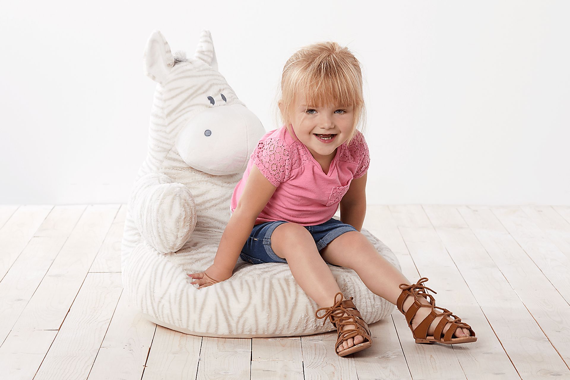 Zippy Zebra Light Gray Toddler Chair - Image 2