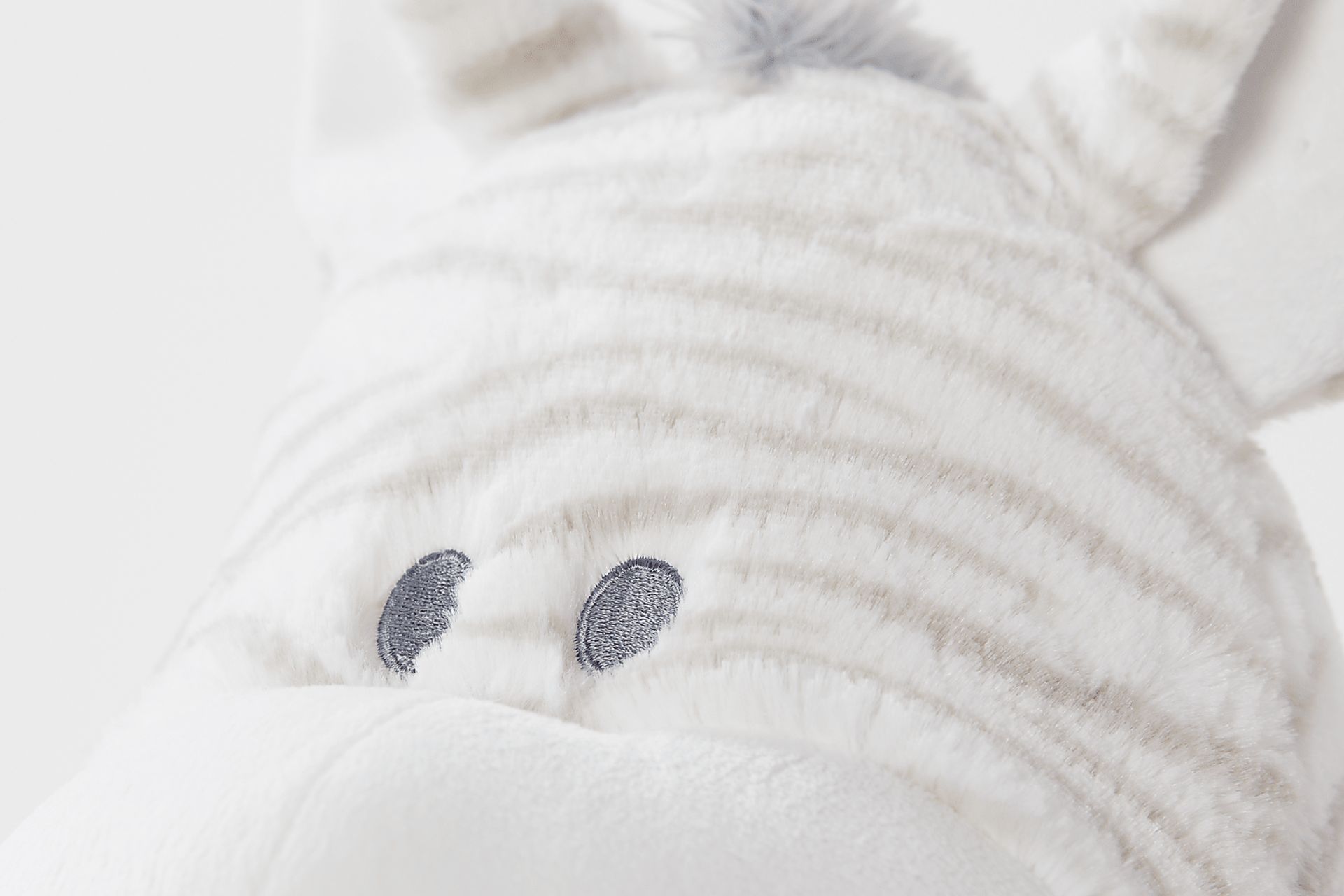Zippy Zebra Light Gray Toddler Chair - Image 4