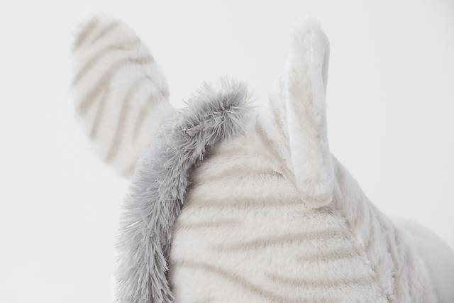 Zippy Zebra Light Gray Toddler Chair - Thumbnail - Image 5
