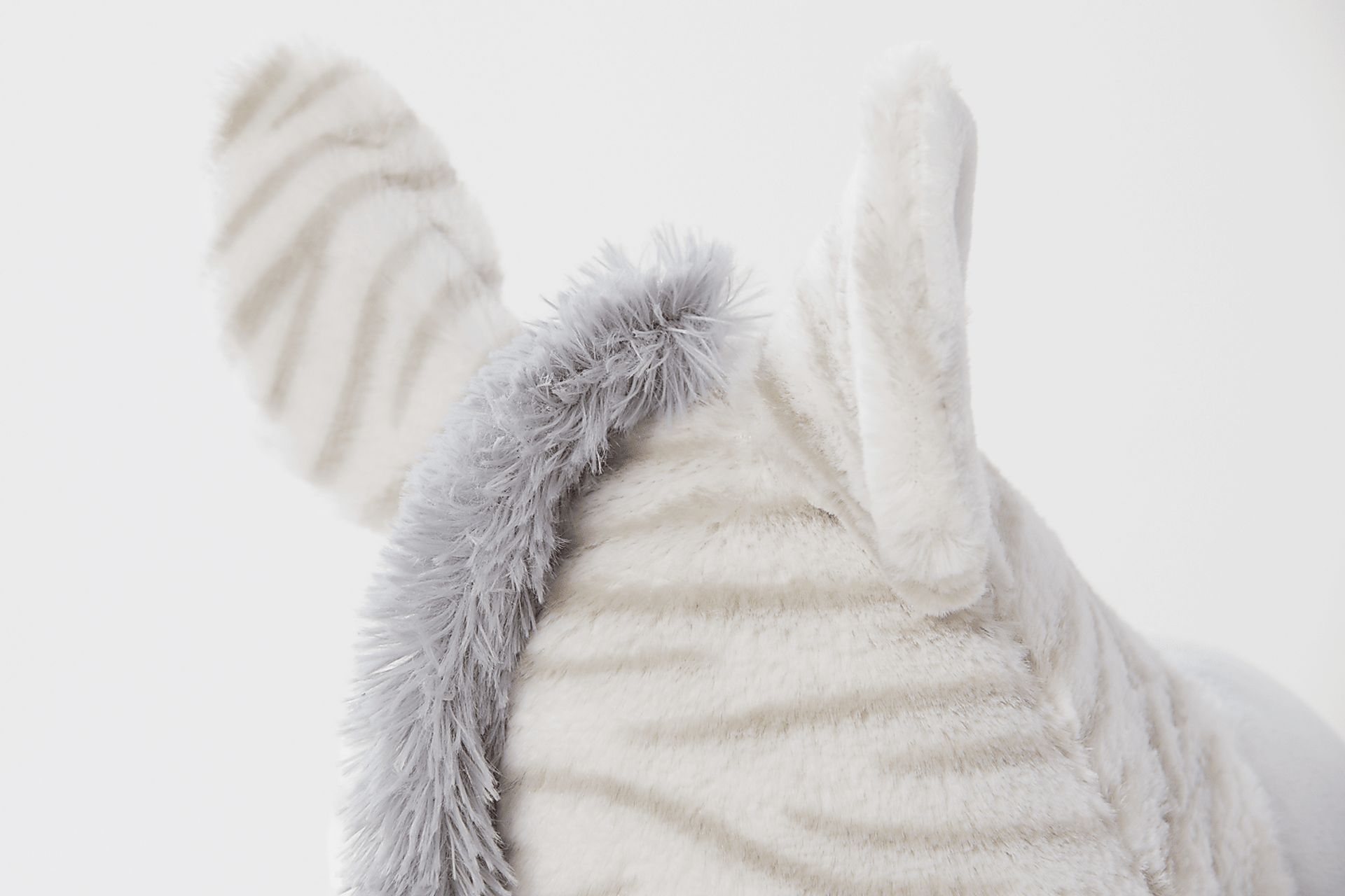 Zippy Zebra Light Gray Toddler Chair - Image 5