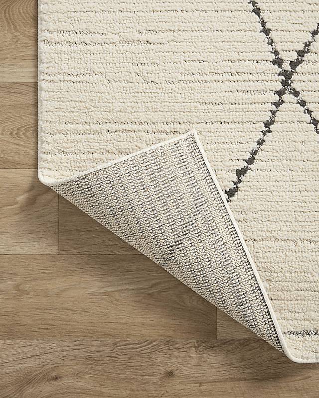Zula White 7'10 x 10' Rug - Thumbnail - Image 6