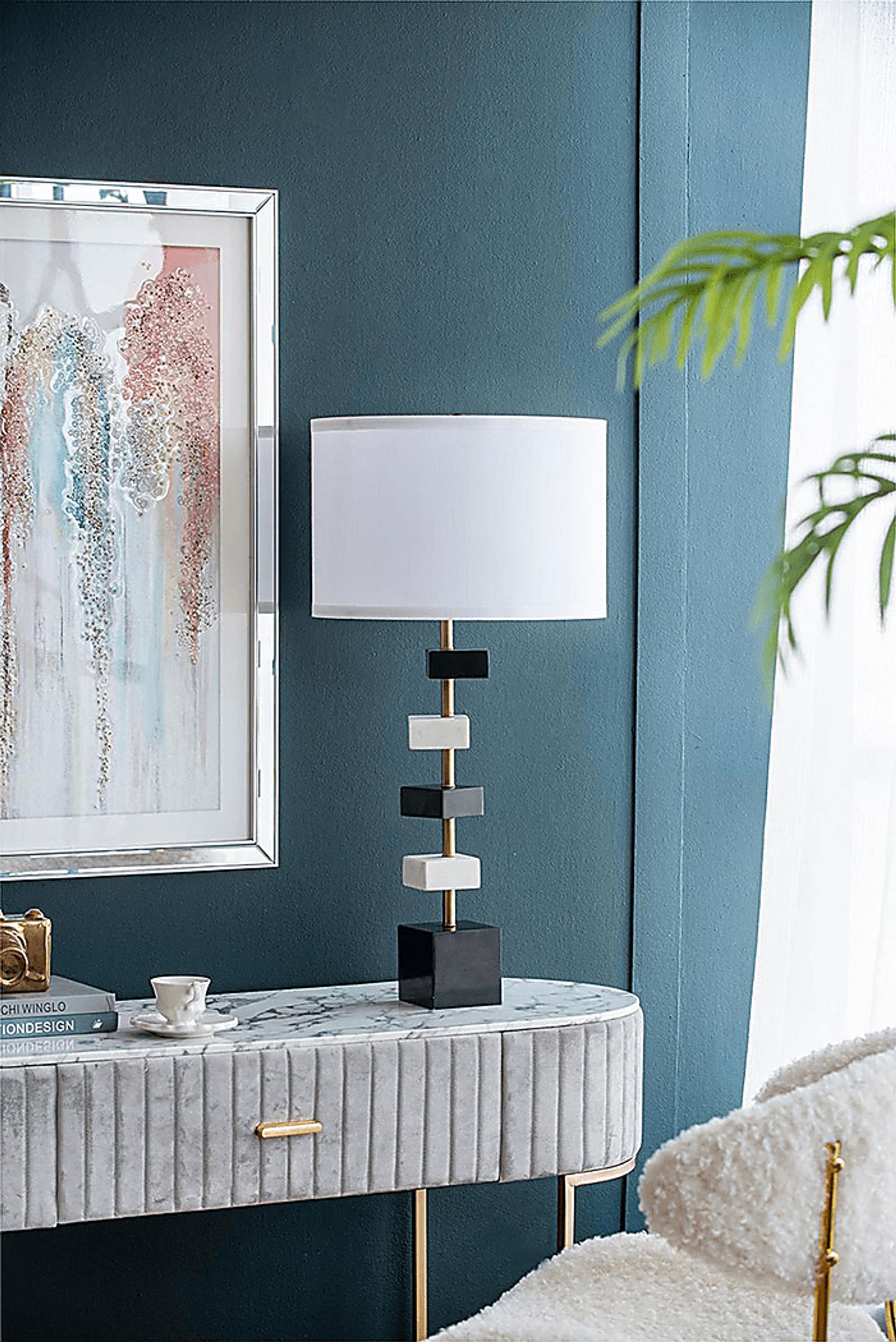 Zurraquin Avenue Black Table Lamp | Rooms to Go