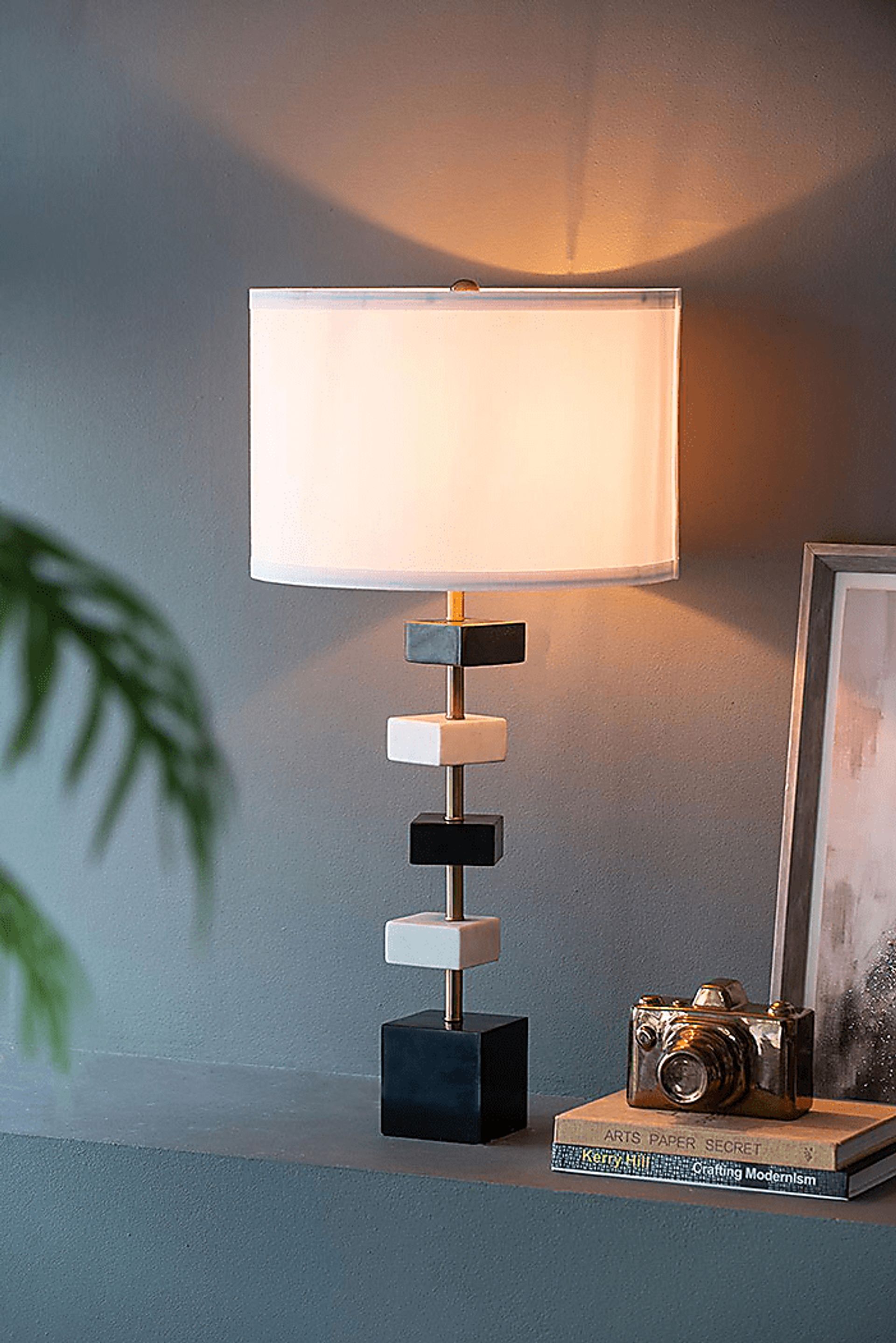Zurraquin Avenue Black Table Lamp | Rooms to Go Zurraquin Avenue Black Table Lamp | Rooms to Go