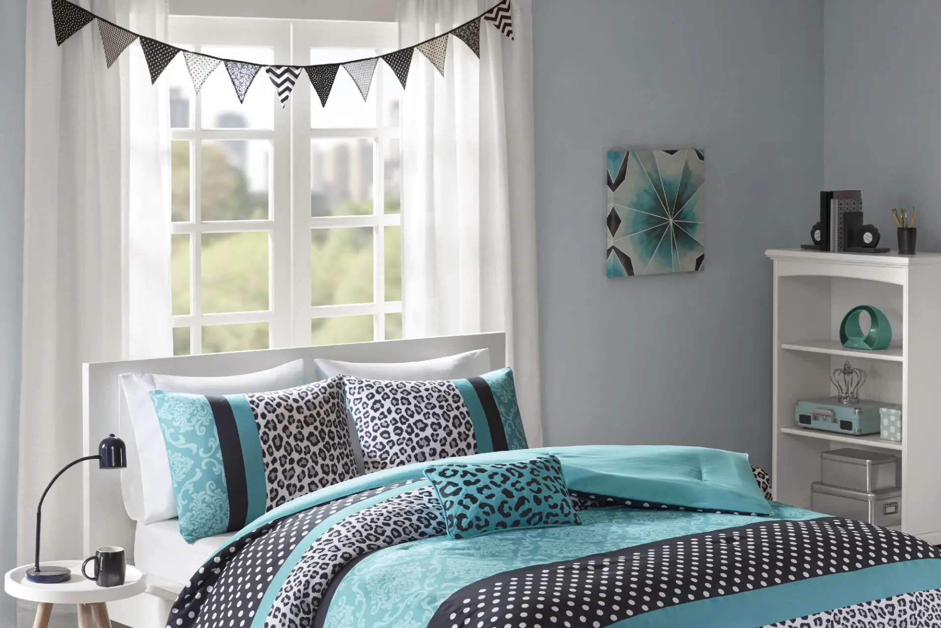 Kids Adrastea Teal Twin Comforter Set - Image 1