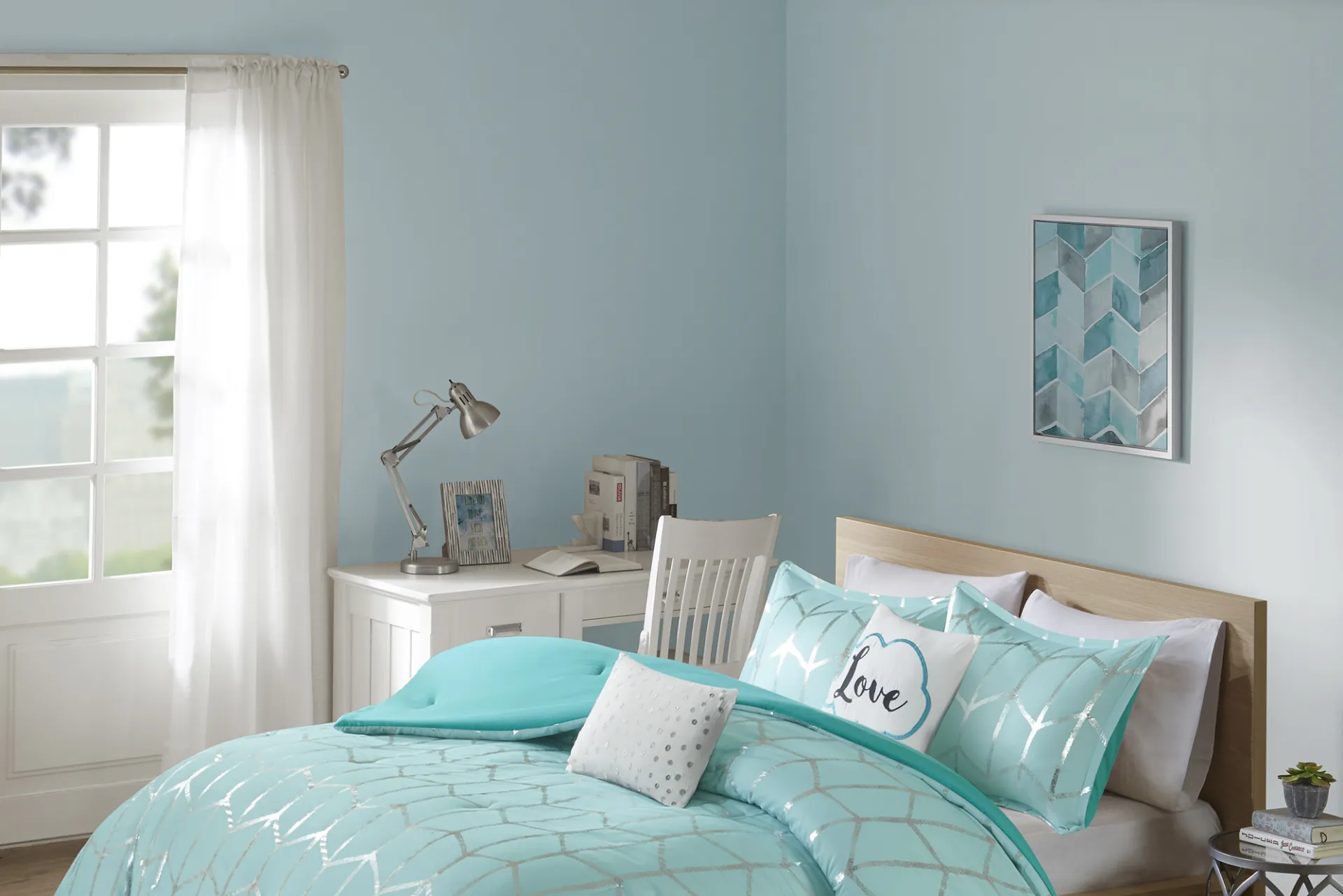 Kids Penmare Aqua Full/Queen Comforter Set - Image 1