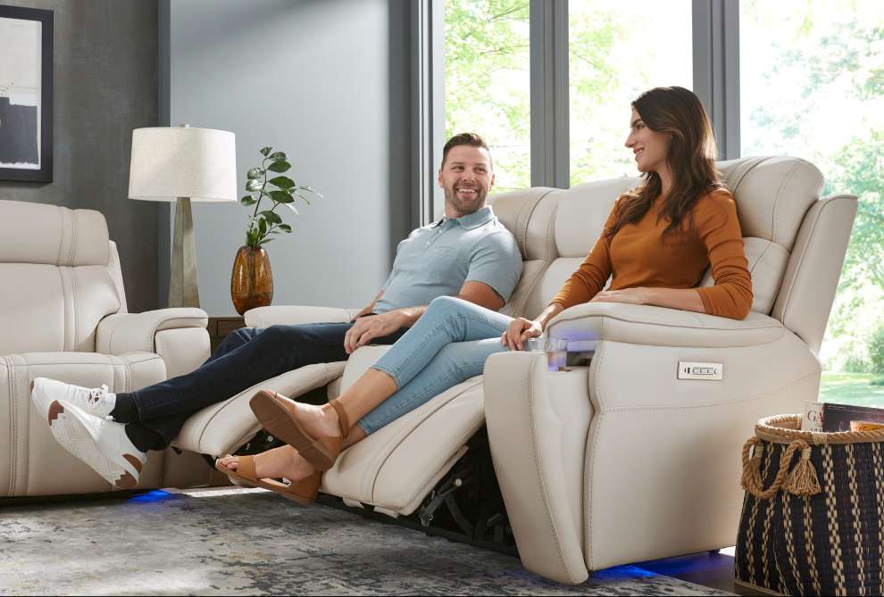 TRIPLE POWER RECLINING