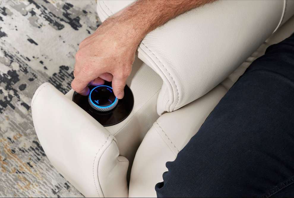 SOUND CONTROL AT YOUR FINGERTIPS
