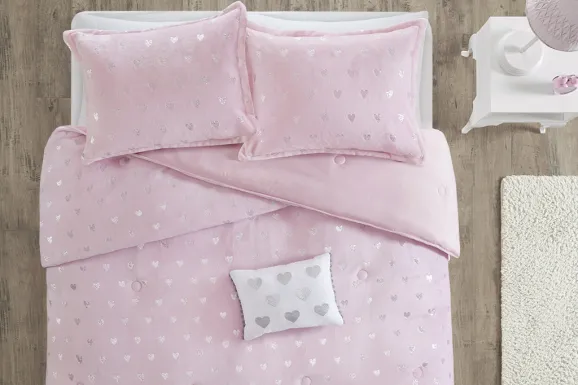 Kids Plush Hearts Pink Full/Queen Comforter Set