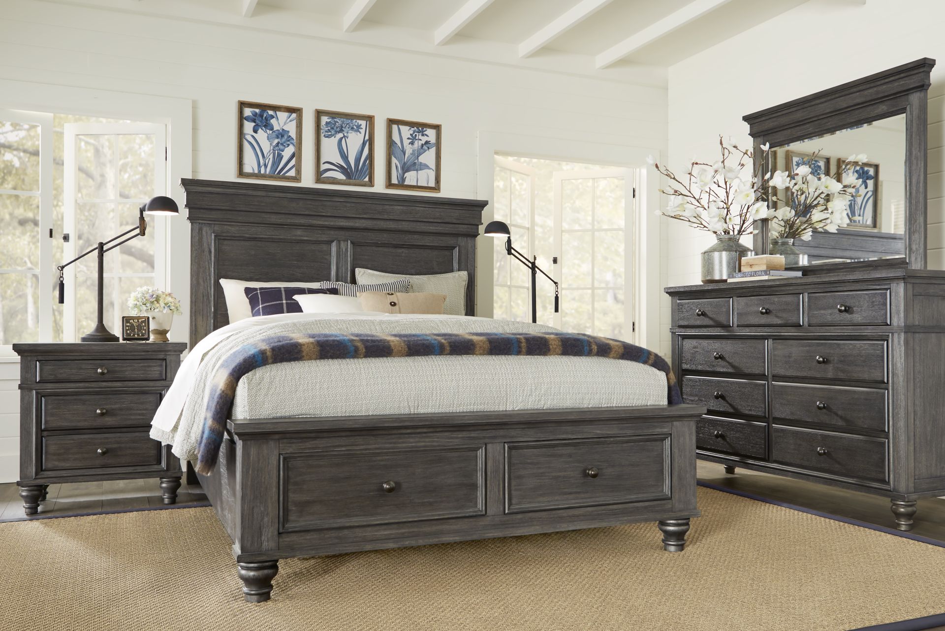 Lake Town Gray 5 Pc Queen Panel Bedroom with Storage - Image 2