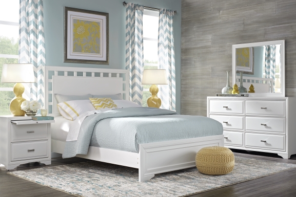 Belcourt White 3 Pc Queen Lattice Bed