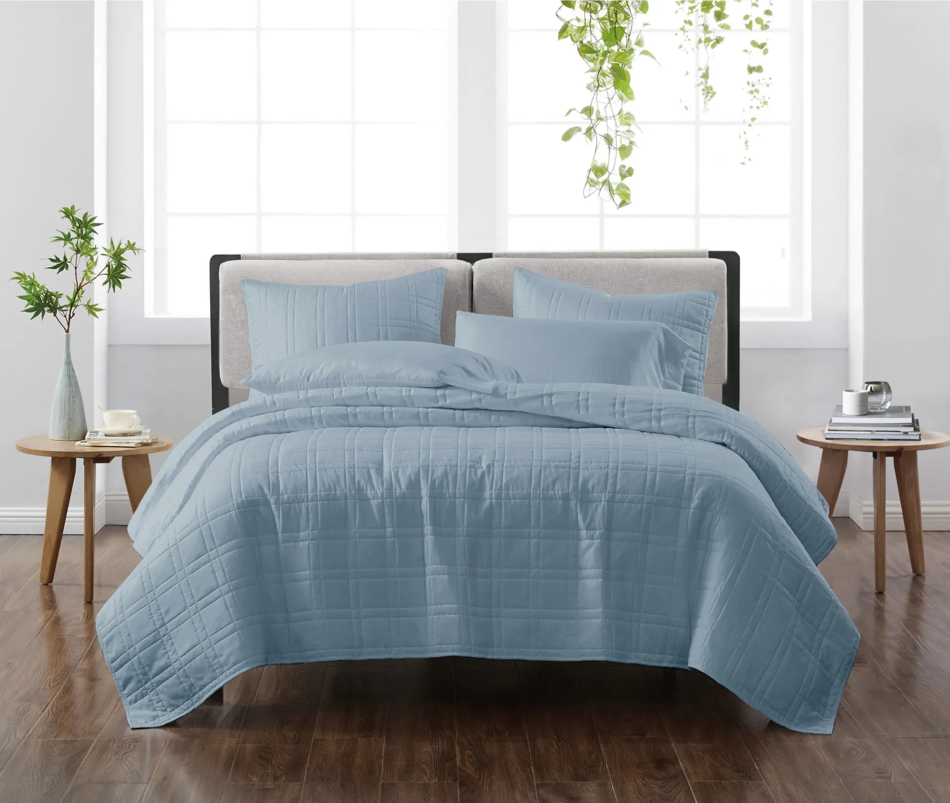 Kids Candy Colors Blue Twin Quilt Set - Image 1