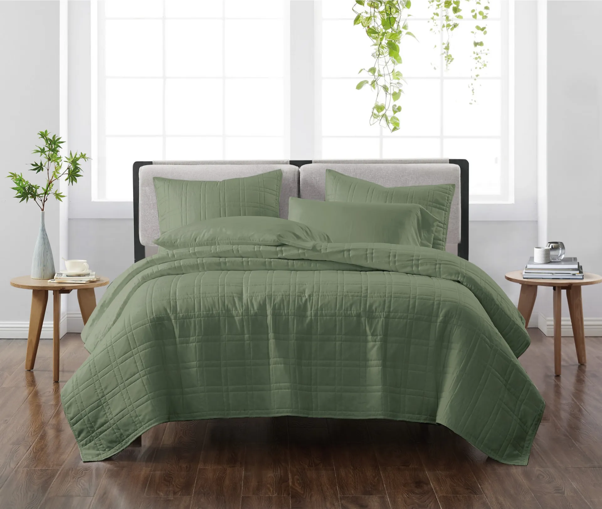 Kids Candy Colors Green Twin Quilt Set - Image 1