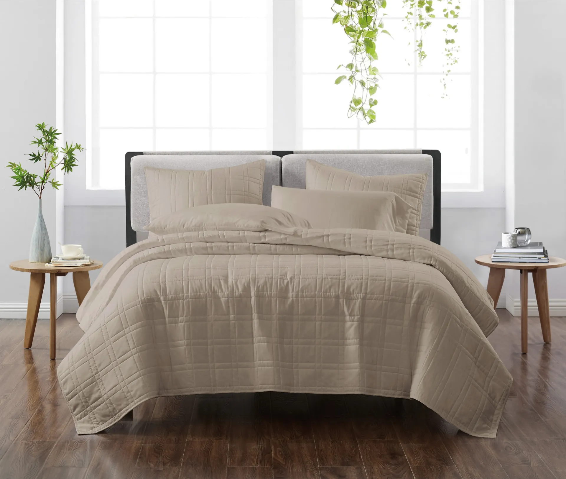 Kids Candy Colors Khaki Full/Queen Quilt Set - Image 1