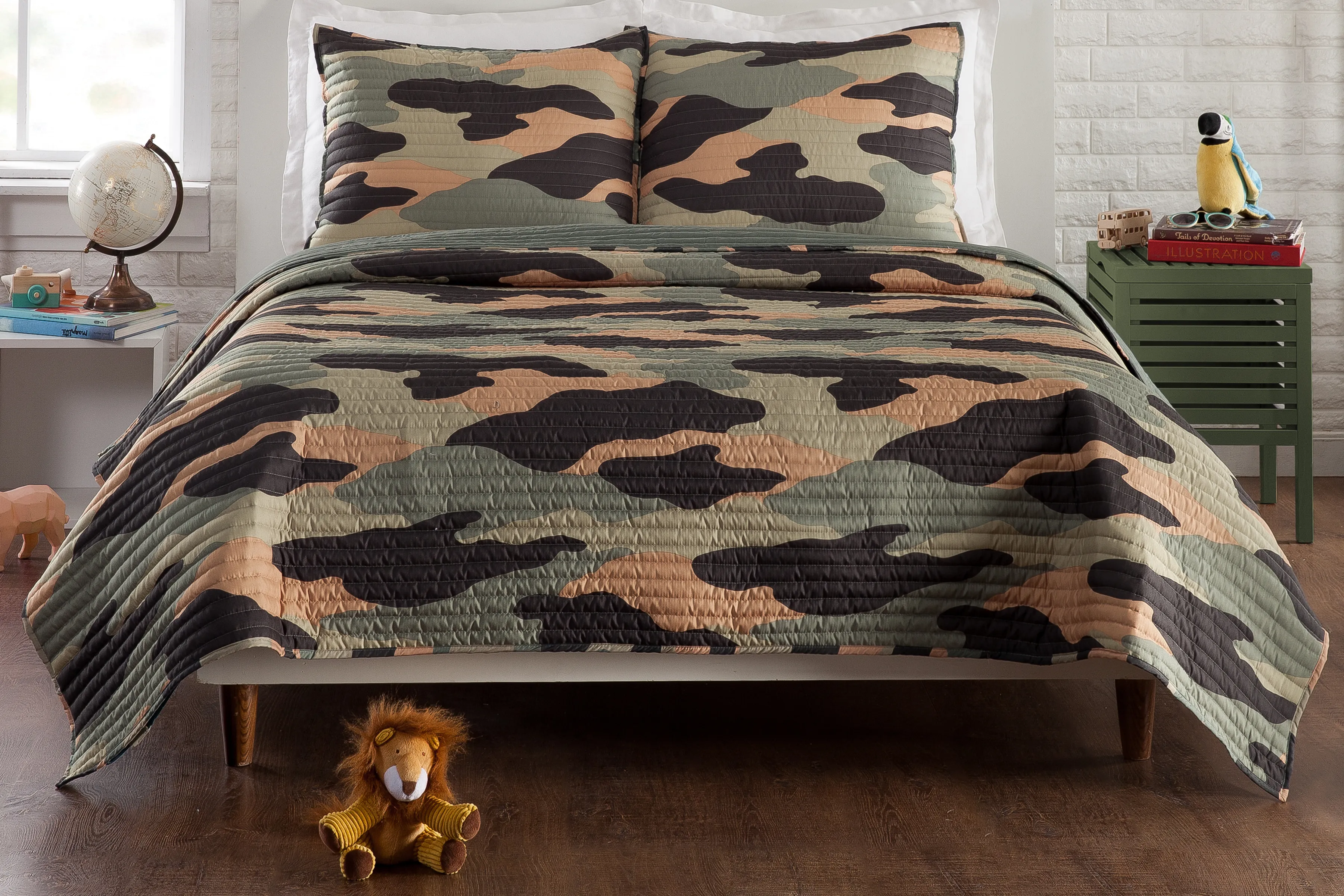 Kids Camohunt Green Full/Queen Quilt Set - Thumbnail - Image 2