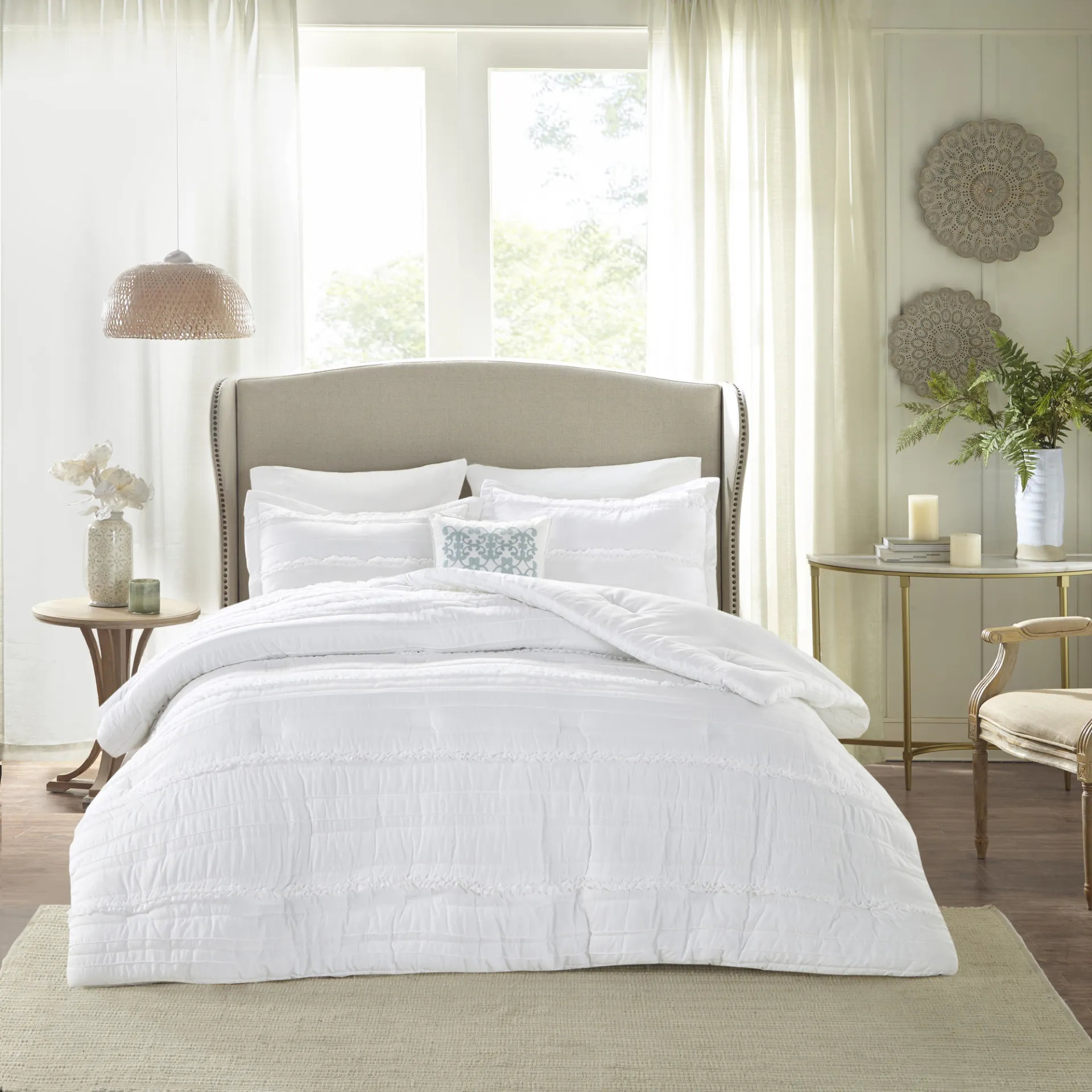 Allinda White 5 Pc Queen Comforter Set - Image 1