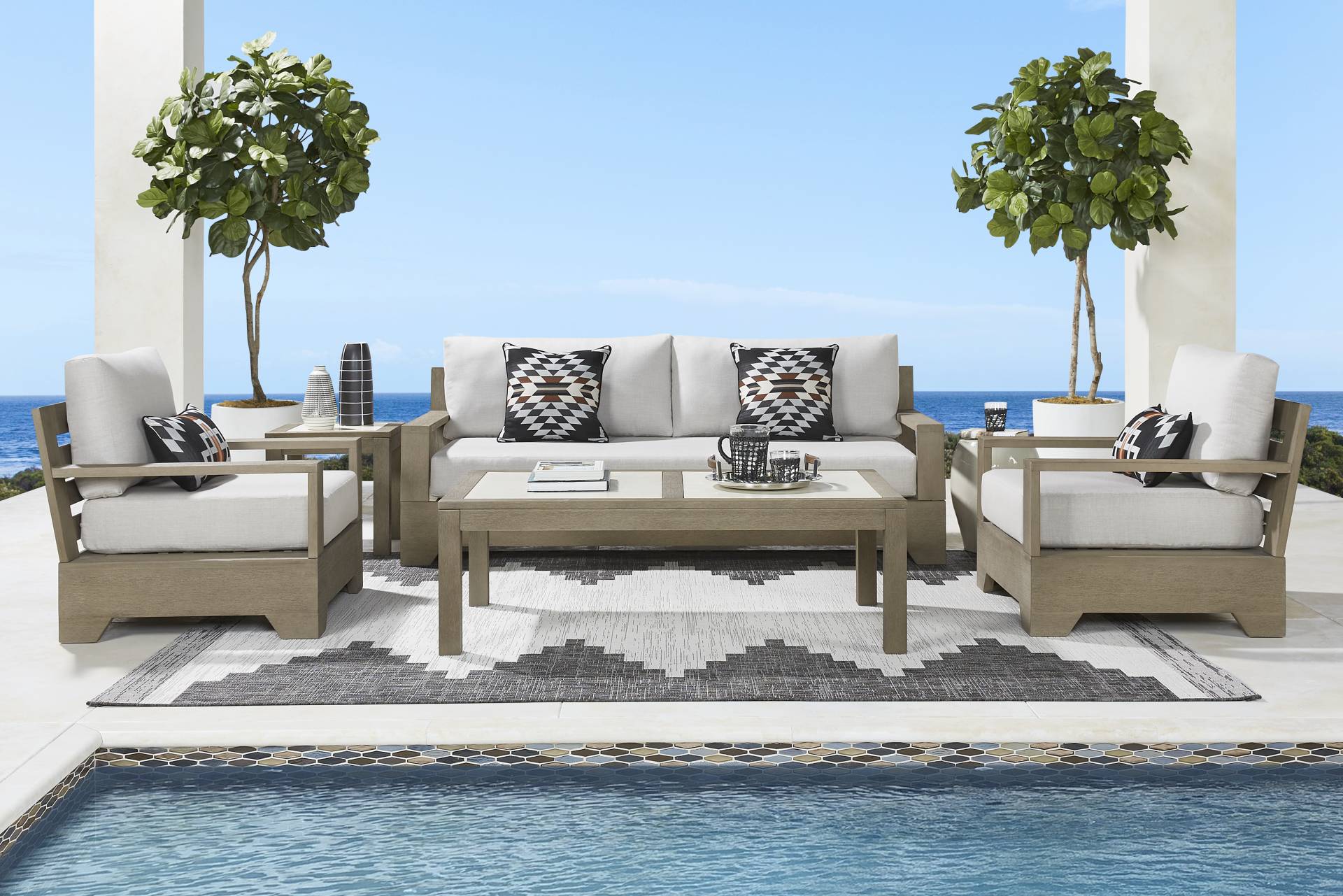 Lake Tahoe Gray 4 Pc Outdoor Sofa Seating Set with Seagull Cushions full room