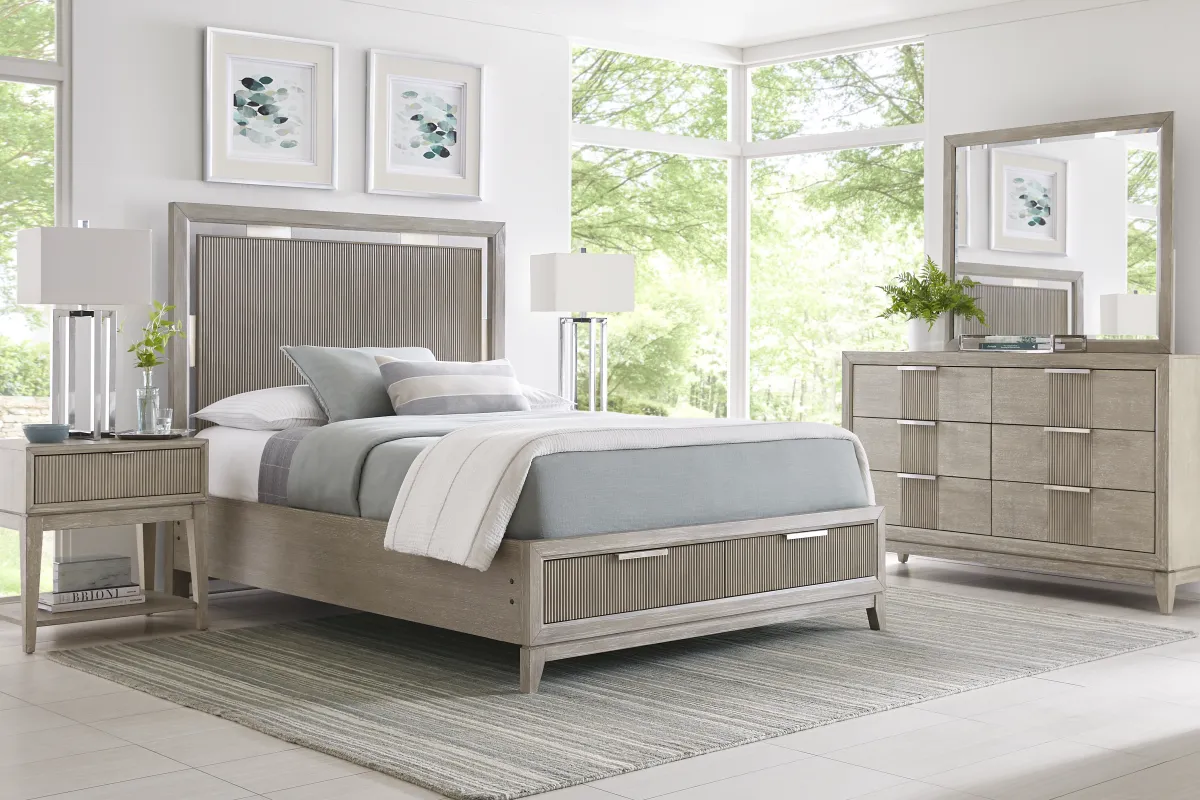 Bellante Gray 3 Pc Queen Panel Bed with Storage