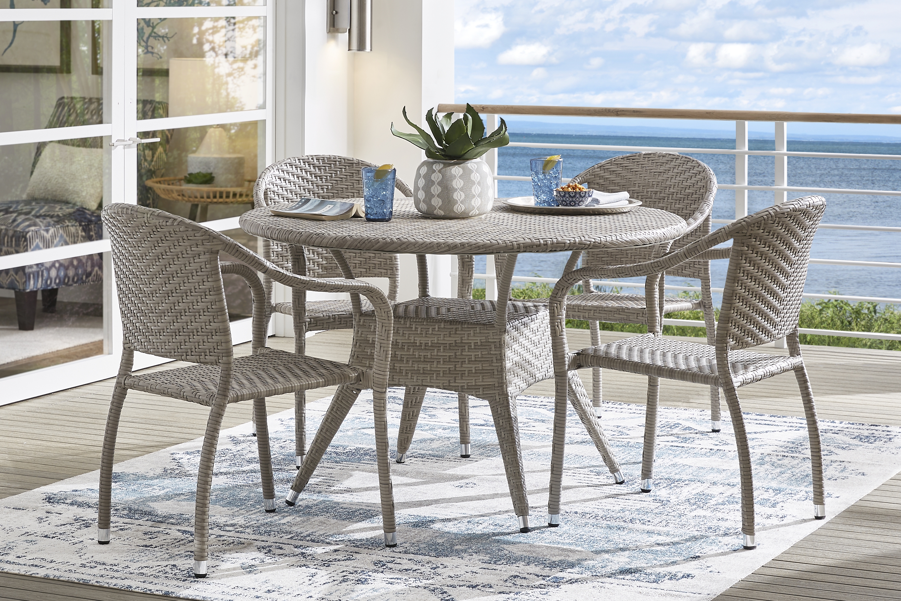 Bay Terrace Gray Wicker 5 Pc 48 in. Round Outdoor Dining Set - Thumbnail - Image 1