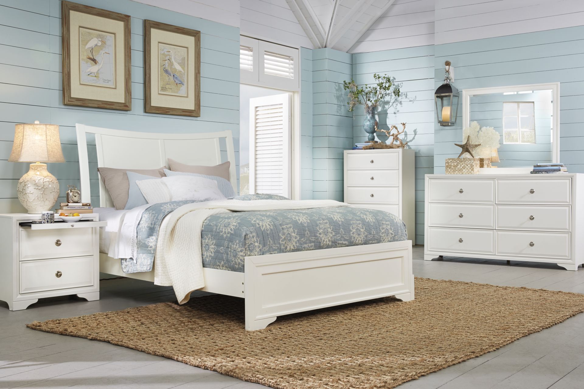 Belcourt White 3 Pc Queen Sleigh Bed - Image 2