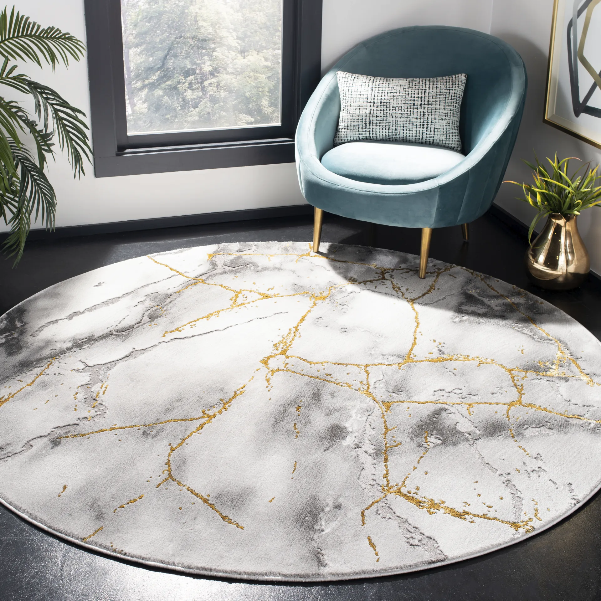 Cracked Marble Gray 8' Round Rug - Image 5